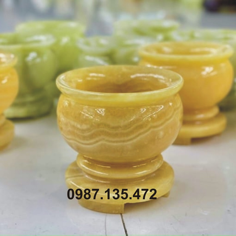 Bộ bát hương trong nhà